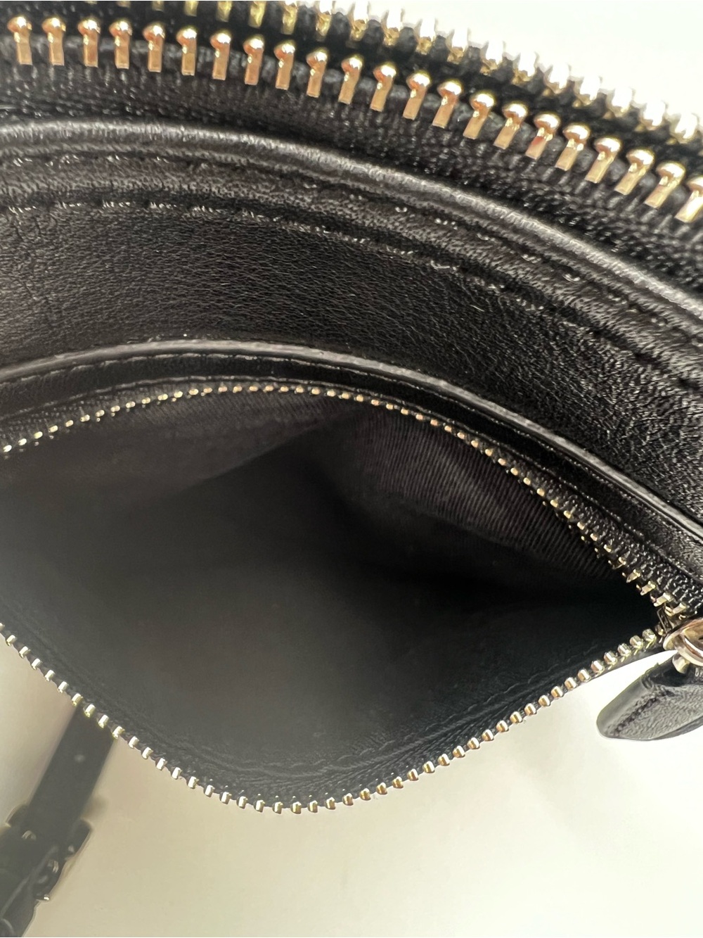 Coach Kitt Messenger Crossbody Bag Black Leather Adjustable Strap Zipper Pocket - Picture 7 of 8